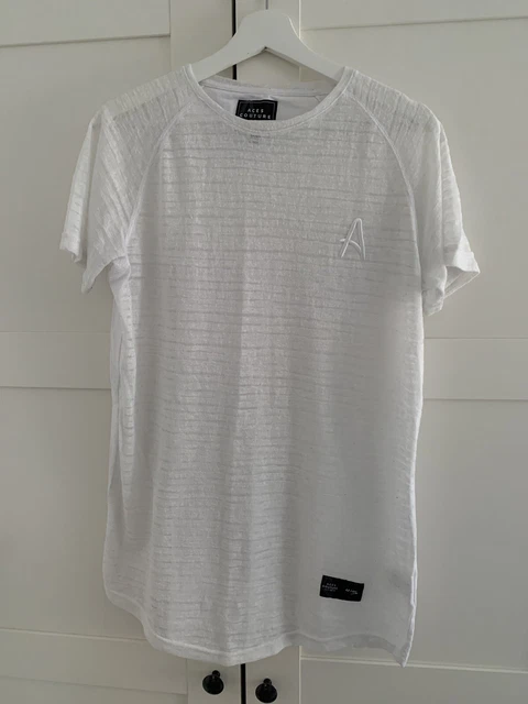 Aces Couture Men’s Tshirt Size Medium White Front Slightly Transparent