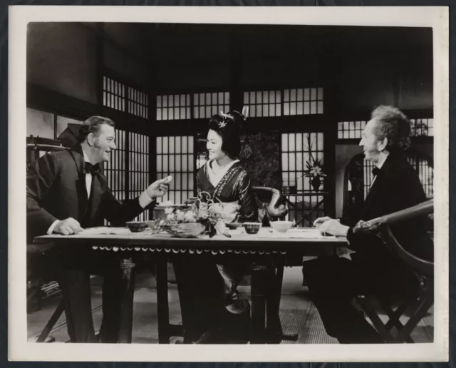 The Barbarian And The Geisha ’58 JOHN WAYNE JAPANESE EIKO ANDO SAM JAFFE TABLE