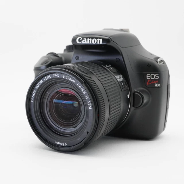 CANON EOS KISS X4 w/ EF-S 18-135mm f/3.5-5.6 IS Lens [Mint] Japan