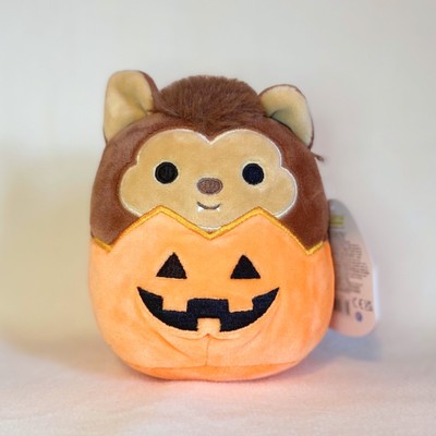 wade squishmallow halloween
