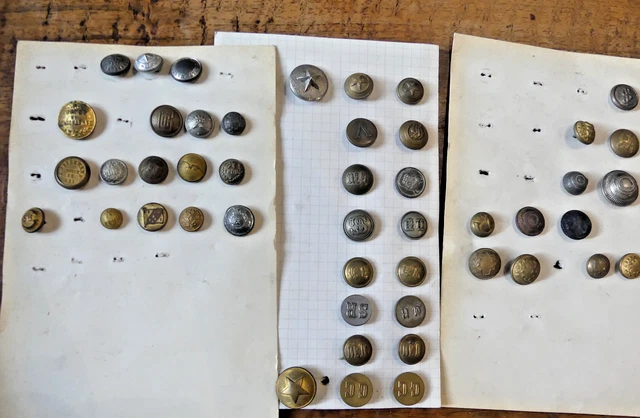 Lot De 343 Boutons En Bois Vintage Fried Frères - Comme Neuf - Idéal Couture & Décoration