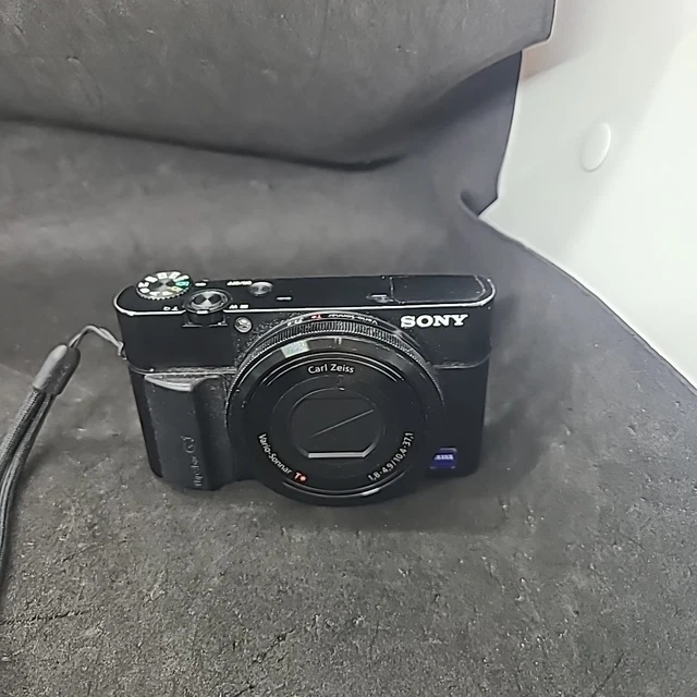 Camera Sony Rx100 M1 SONY CYBERSHOT DSC-RX100 M1 Digital Camera