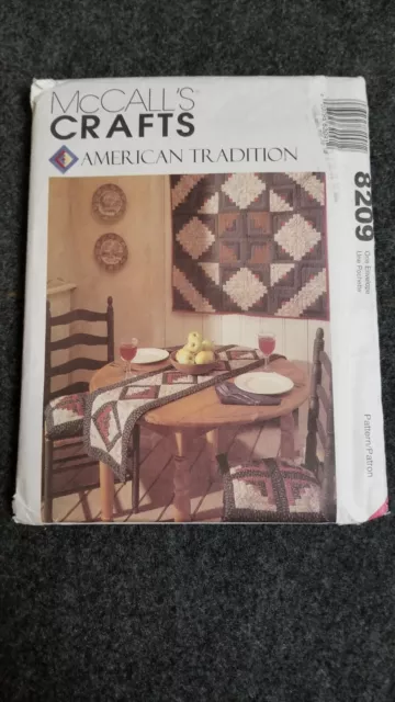 ARTÍCULOS ACOLCHADOS McCALL'S Una Tradición Americana 8209 / 794 Patrón SIN CORTAR De Colección