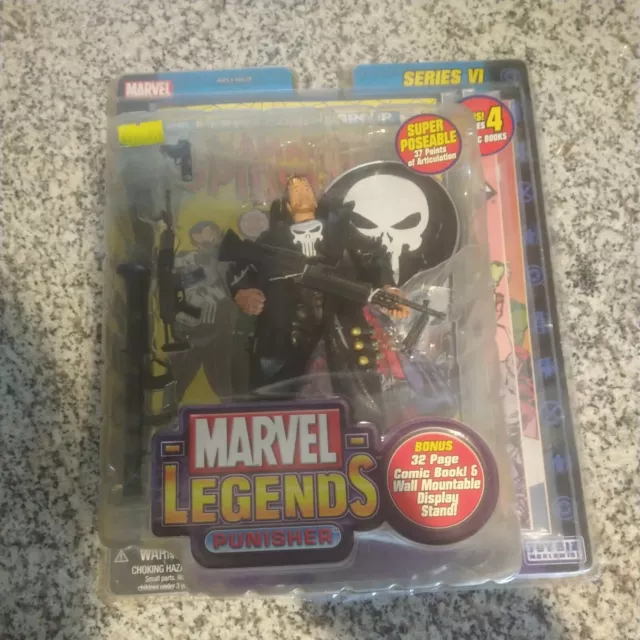 Toy Biz Marvel Legends Series 6 Punisher With Bonus 4 Comic Books Sealed #1