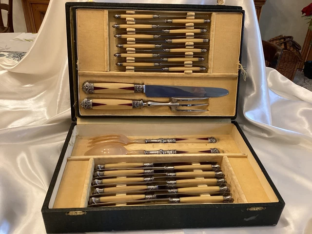 Coffret de Couteaux Art Déco - Arts de la table