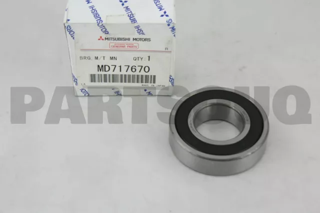 MD717670 Genuine Mitsubishi BRG,M/T MN SHAFT EXTN HSG 2