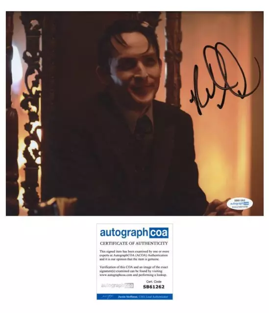 Robin Lord Taylor "Gotham" AUTOGRAPH Signed 'Penguin' 8x10 Photo ACOA