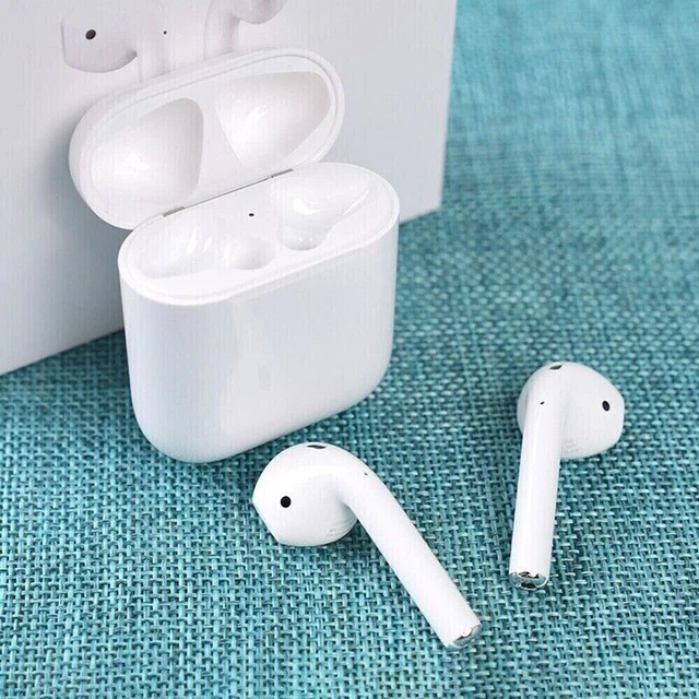 Airpods 2nd Generation Earbuds Earphone Headset & Charging Case - White 3