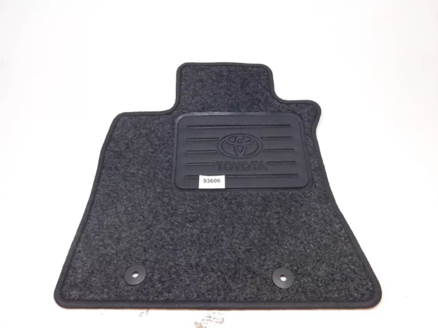 1 Estera Tejido Textil Modelo Original Para Avensis PZ410T035DHA