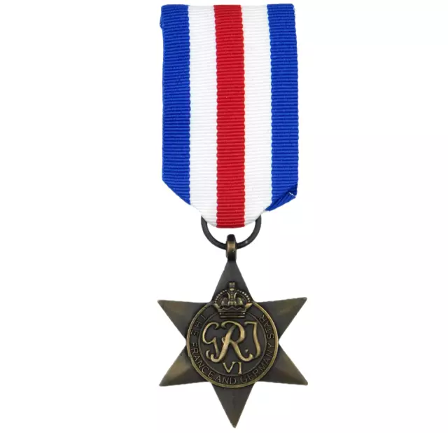 Réplique de la médaille étoile de France et d'Allemagne, pleine taille,  copie neuve, finition antique, médaille britannique de la Seconde Guerre  mondiale : : Sports et Plein air
