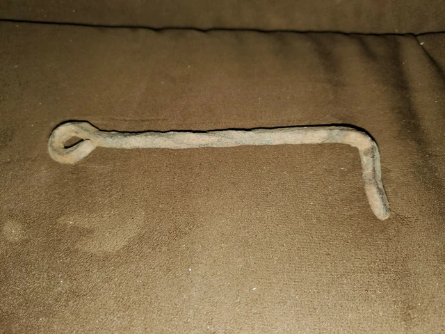 Antique/Vintage 6 Inch Hand Forged Twisted Gate, Door, Shed, Hook, Lock Or Latch 3
