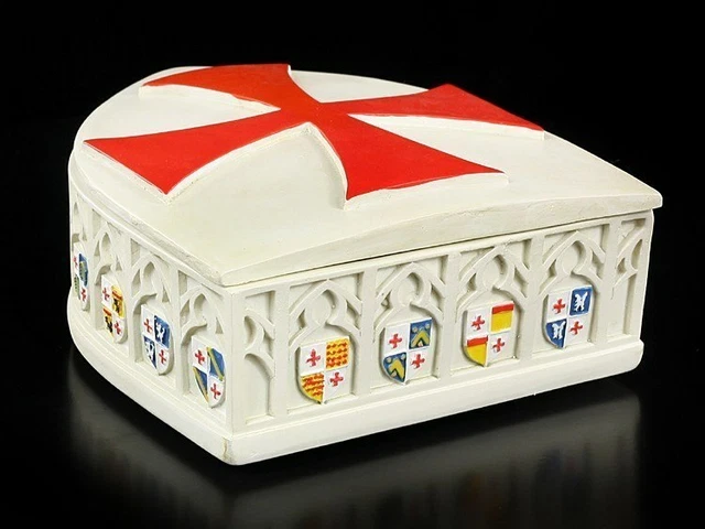 Miniature de chevalier templier avec bouclier et hache (12 cm