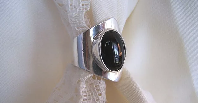 Black Onyx  Taxco  Estate Ring Sterling Silver  925  ATI!! Size 7 New
