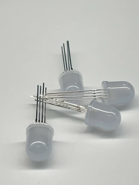LED 10mm MULTI ELEMENT RGB 3V-3.2V 20mA LOT OF 4