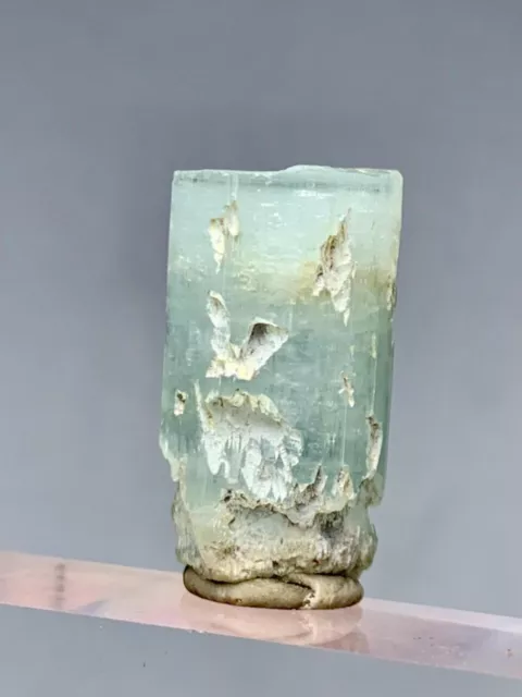 42.30 Cts beautiful terminated aquamarine crystal specimen from skardu pakistan