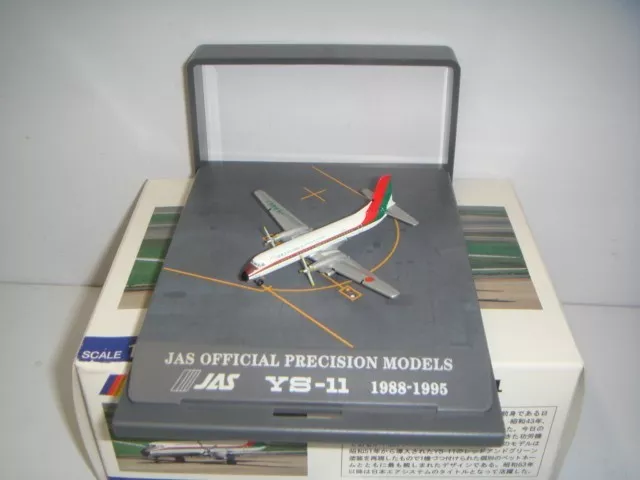 Hogan Wings 500 Japan Air System JAS YS-11 "Red/Green color" 1:500 NG Boxset