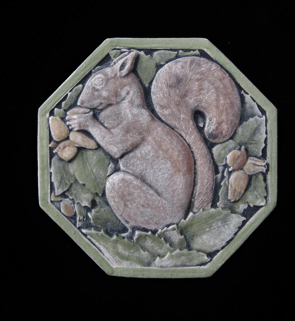 Squirrel  Garden     Arts & Crafts   Gothic Ellison Tile