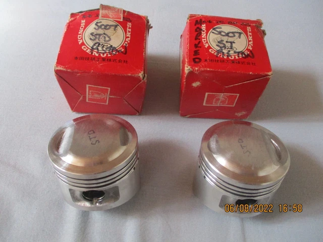HONDA CB500T 1975/76 PISTONS STANDARD neufs réf Honda : 13101375003