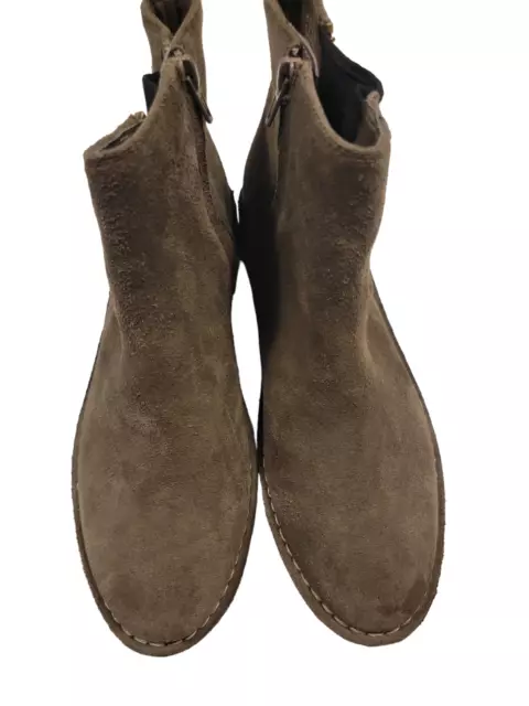 CLARKS SIZE 9.5 Womens Boots Cabaret Ruby Khaki Suede Ankle Zipper