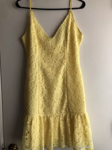 BB Dakota RSVP strappy yellow dress Size 4