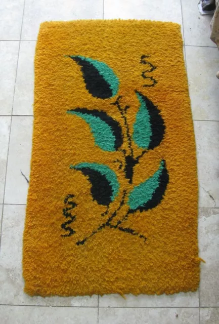 Vintage mid century mustard leaf 50's 60's Latch Hook rug handmade wool 130 x 70