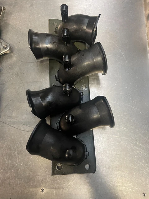 cornet directionnel d admission   pour suzuki df 250 cv et 200 et 225cv