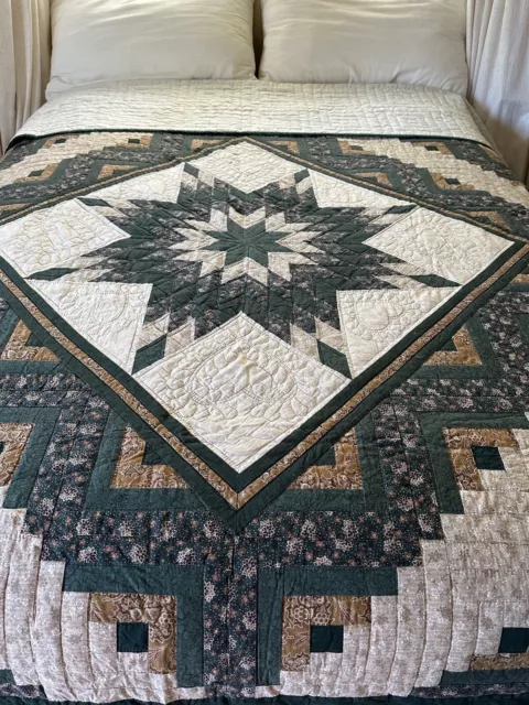 King Quilt Handmade Quilted Lone Star Log Cabin Green Beige Pristine 110x96” King Quilt Handmade Quilted Lone Star Log Cabin Green Beige Pristine 110x96”