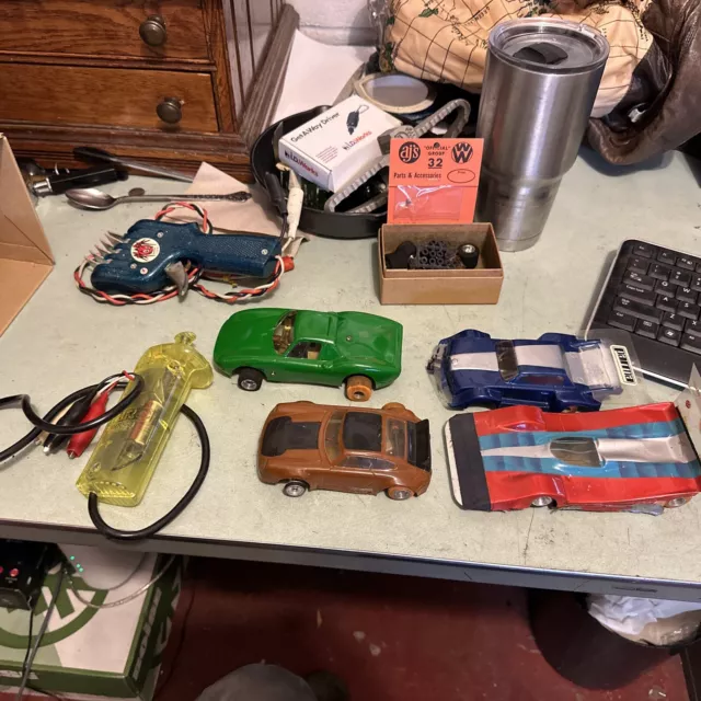 Slot Car connectory Lt Body Parts