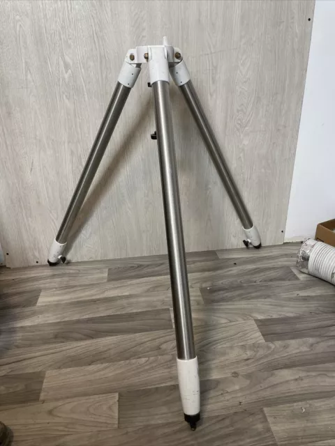 SkyWatcher Silver/White Telescope Tri-Pod s30400-2⚠️has Scratches All Over⚠️
