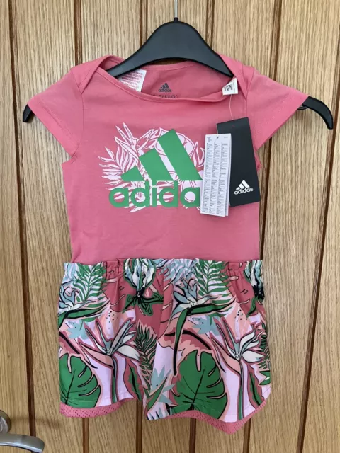 Adidas bambina abito floreale rosa taglia età 18-24 mesi nuovo con etichette nuovo con etichette vestito carino