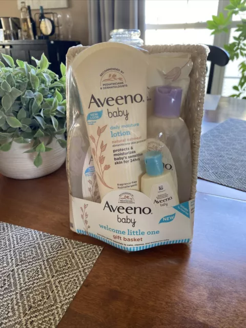 Aveeno Baby Welcome Little One Gift Basket, Baby Skincare Set with Baby Body