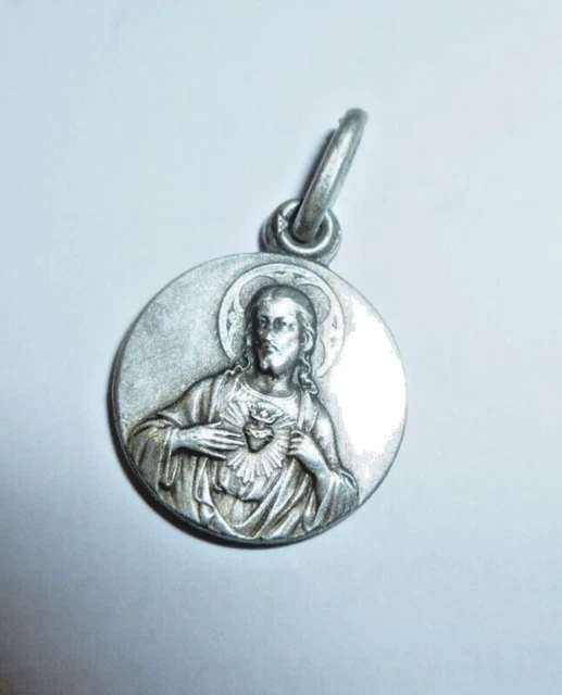 Médaille Argent Sacré Coeur de Jésus - 19mm | La Boutique des Chrétiens