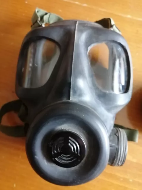 1978 Dated Falkland War British Army S6 Respirator Gas Mask