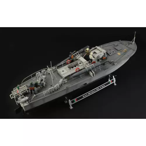 M.A.S. 568 4a SERIE WITH CREW AND ACCESSORIES KIT 1:35 Italeri Kit Navi 2