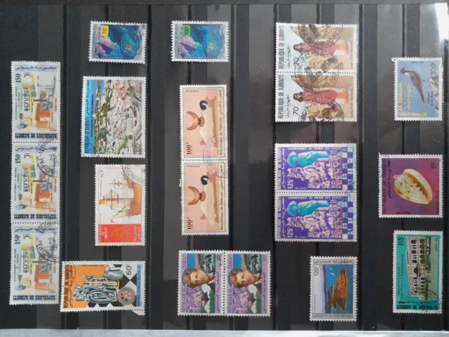 timbres de DJIBOUTI  oblitérés gros formats