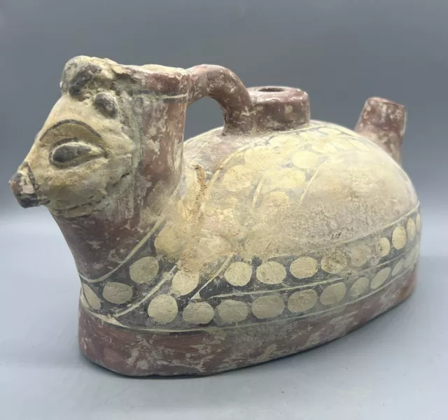 Collectable Antiques Precolumbian, Effigy Vessel with Head of an Animal Clay