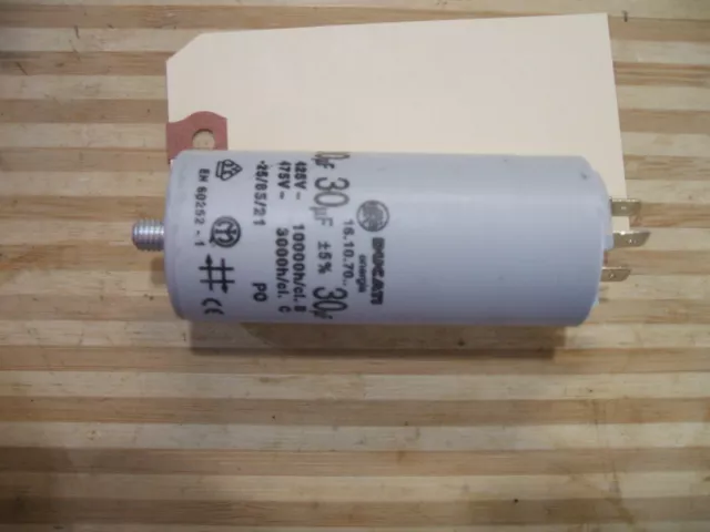 DUCATI 30 mf 425V CAPACITOR, PLASTIC CASE, P/N 16.10.70