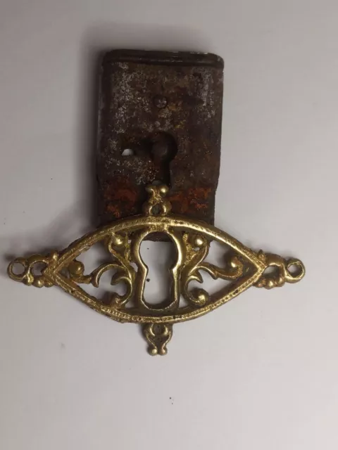 Antique Victorian Ornate Key Hole Cover Plate w/Lock  Escutcheon