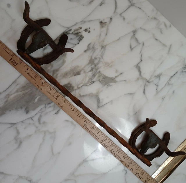Steer Horse Shoe Cast Iron Rack Horse Barn Western