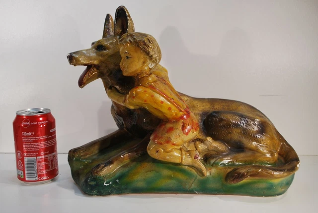 1 sculpture garçon et berger allemand en plâtre intérieur creux - 1,9 kg recollé