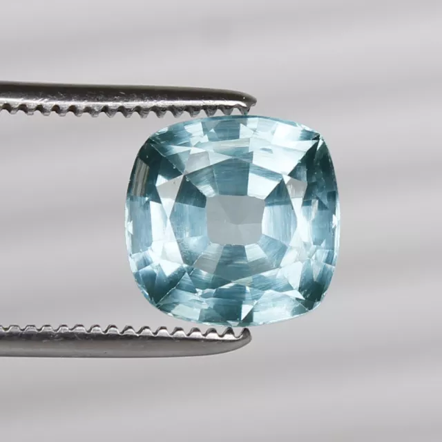 7.55 Ct.natural Vert Tourmaline Cuivre Roulement Paraiba Certifié Desseré Pierre