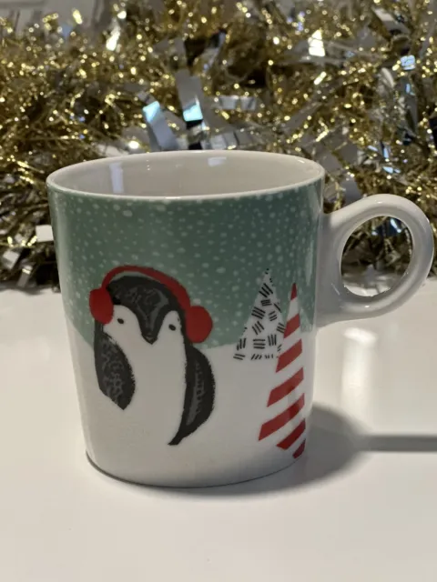 Starbucks Penguin Holiday Christmas 2016 Coffee Mug 10oz Porcelain Excellent