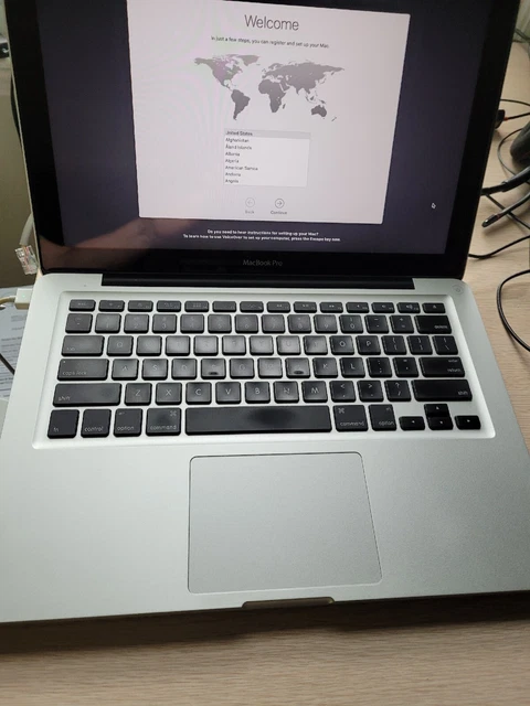 Apple MacBook Pro8,1 Intel i5 13.3" 4GB 512GB SSD High Sierra A1278 Apple MacBook Pro8,1 Intel i5 13.3" 4GB 512GB SSD High Sierra A1278