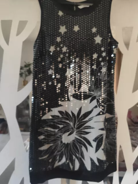 Fab New Look  Sleeveless Black/White Sequined Lined  Straight Short Dress Size12