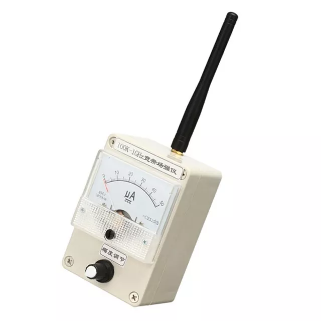 Precise Field Strength Indicator for RF Signal Analysis and Evaluation