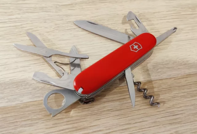 VICTORINOX COUTEAU SUISSE Swiss Army Knife SAK Grand Prix 1983