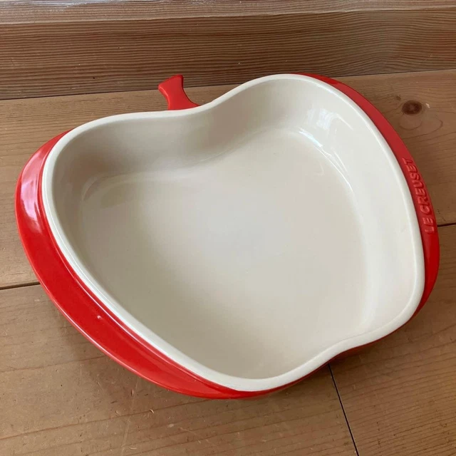 Le Creuset アップルディッシュ＆Pie Funnel