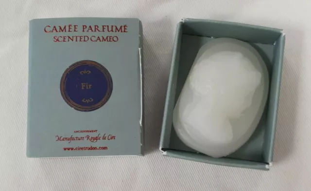 CIRE TRVDON 1 Camée parfumé FIR 5 x 3.5 cm /EBLJ