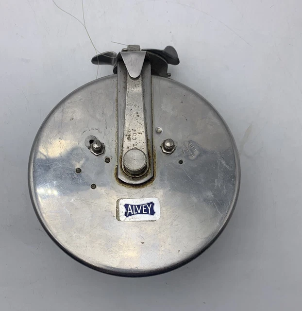 best fishing reel for one handed person Precision 1 and 7.2 Daiwa Saltist 20H Star tec_COREPROTECT_RL_SP Color:kastmaster-salmonfly