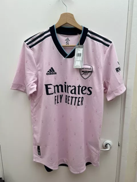 Pink top arsenal top